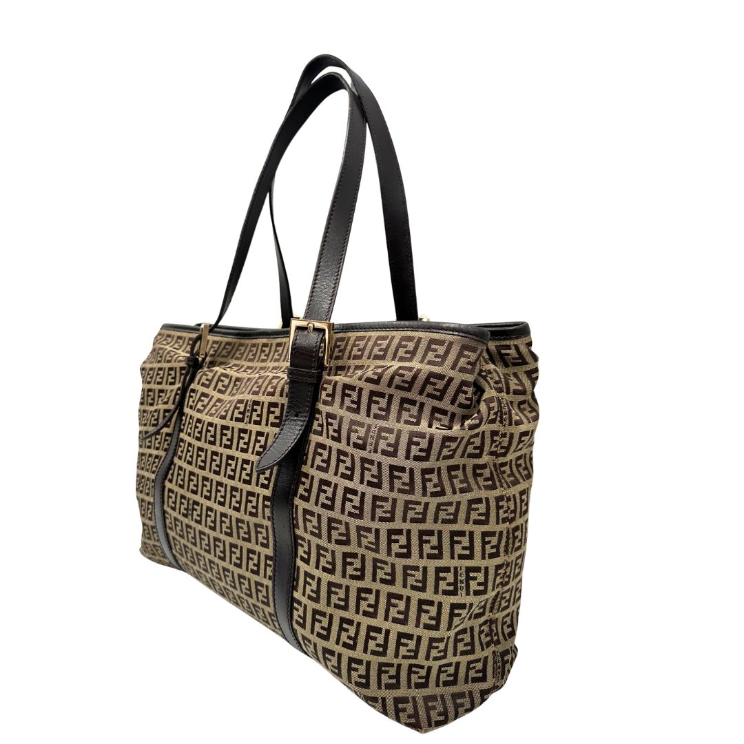Borsa Fendi in tessuto trama Zucchino con finiture in pelle marrone, di lusso, originale, ottime condizioni, usata