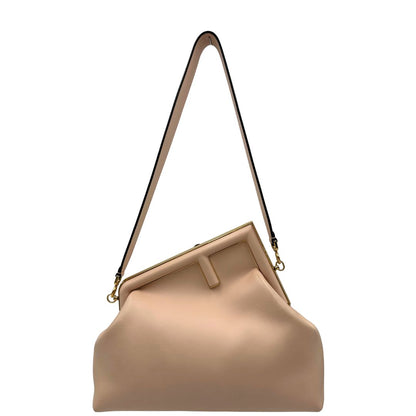 Borsa Fendi First in pelle color rosa baby, di lusso, originale, ottime condizioni, usata, originale.