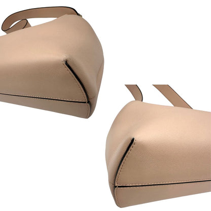 angoli Borsa Fendi First in pelle color rosa baby, di lusso, originale, ottime condizioni, usata, originale. 