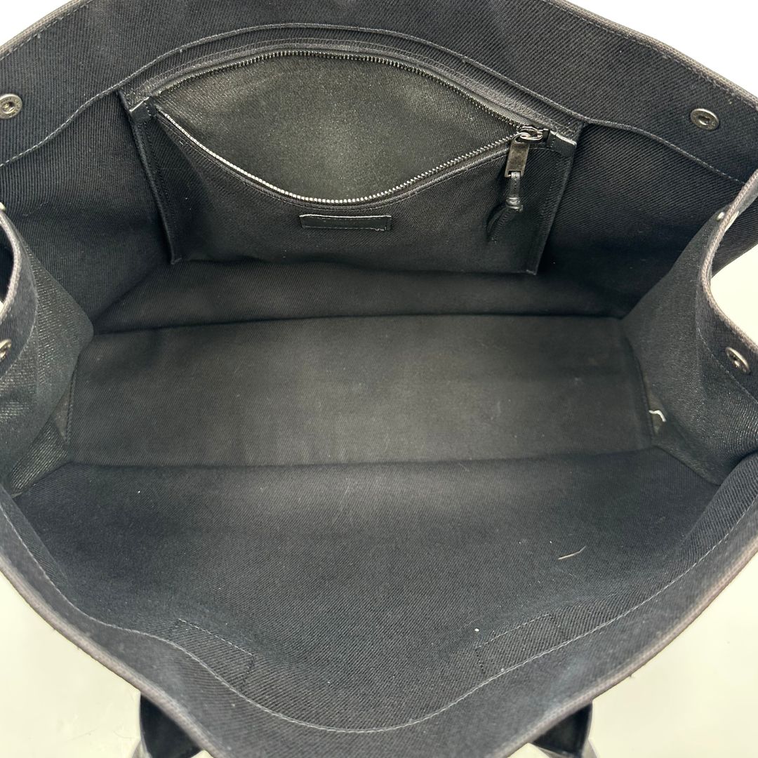 interno Borsa tote Saint Laurent Rive Gauche realizzata in tessuto nero con manici in pelle tono su tono, di lusso, originale , ottime condizioni, usata 