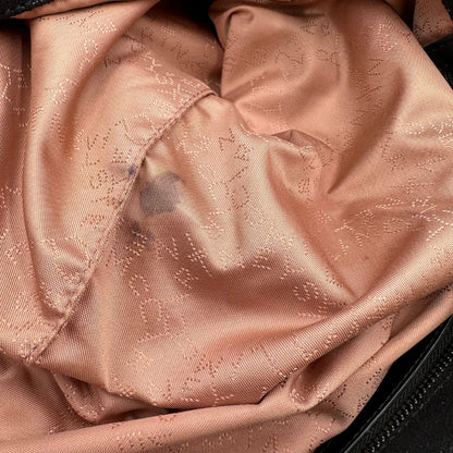interno  Borsa Falabella nella versione fold over tote nera, con hardware dorato e argentato, di lusso, originale, ottime condizioni, usata 