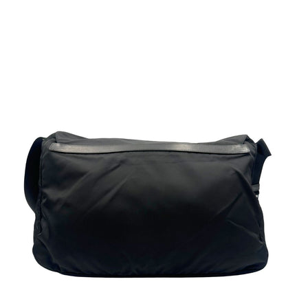 retro  Borsa Prada in nylon nero e hardware argentato, di lusso, originale, ottime condizioni, usata 