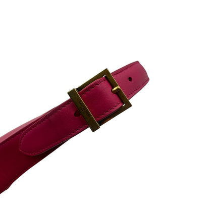 LE 5 À 7 Saint Laurent fucsia