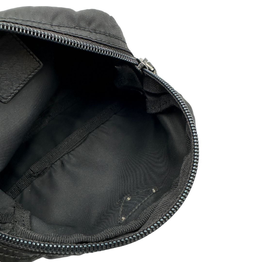 Pouch Prada nylon nera