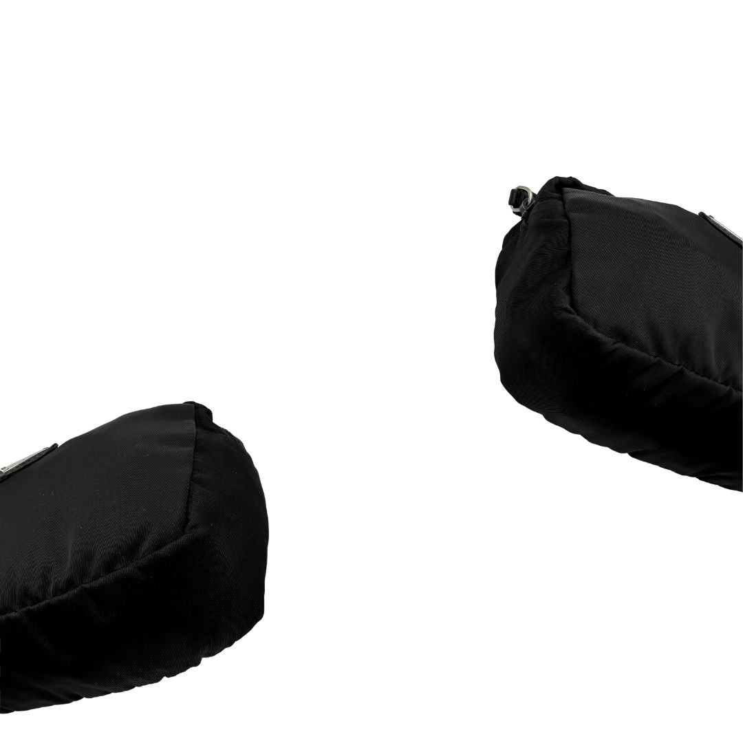 Pouch Prada nylon nera