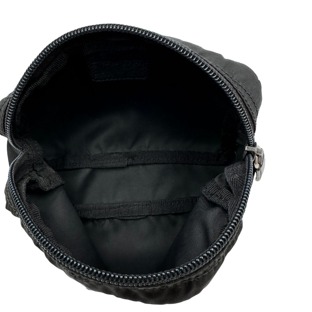 Pouch Prada nylon nera
