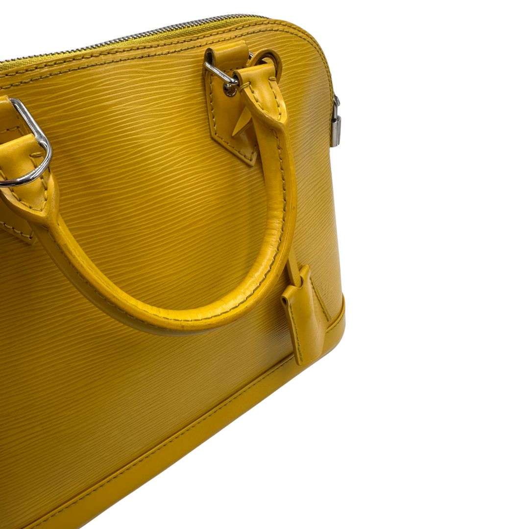 manico Louis Vuitton Alma in pelle epi gialla nella versione PM, di lusso, originale, ottime condizioni, usata