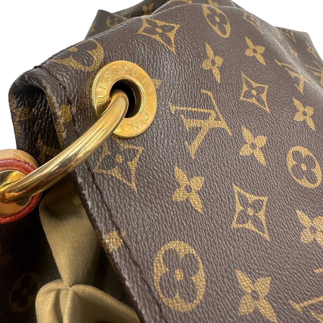  Borsa LV Artsy in canvas monogram, indossabile a spalla o da portare a mano