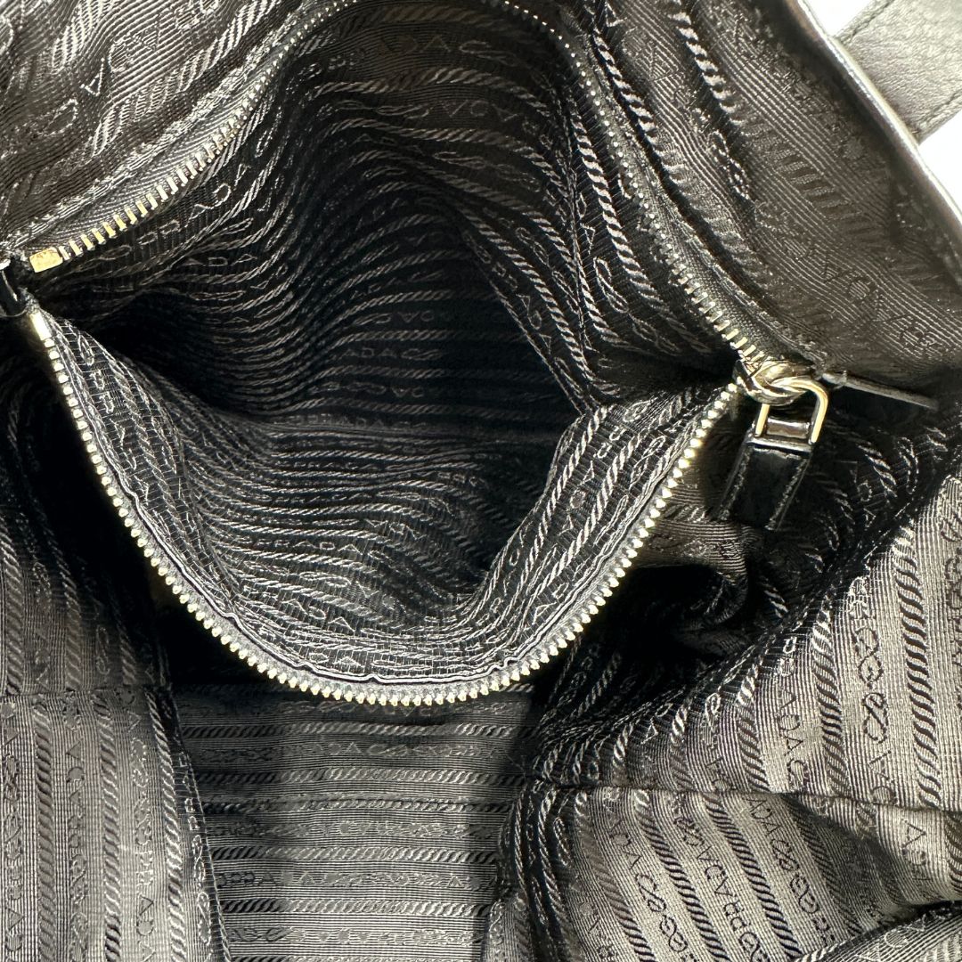 Tote Prada nera