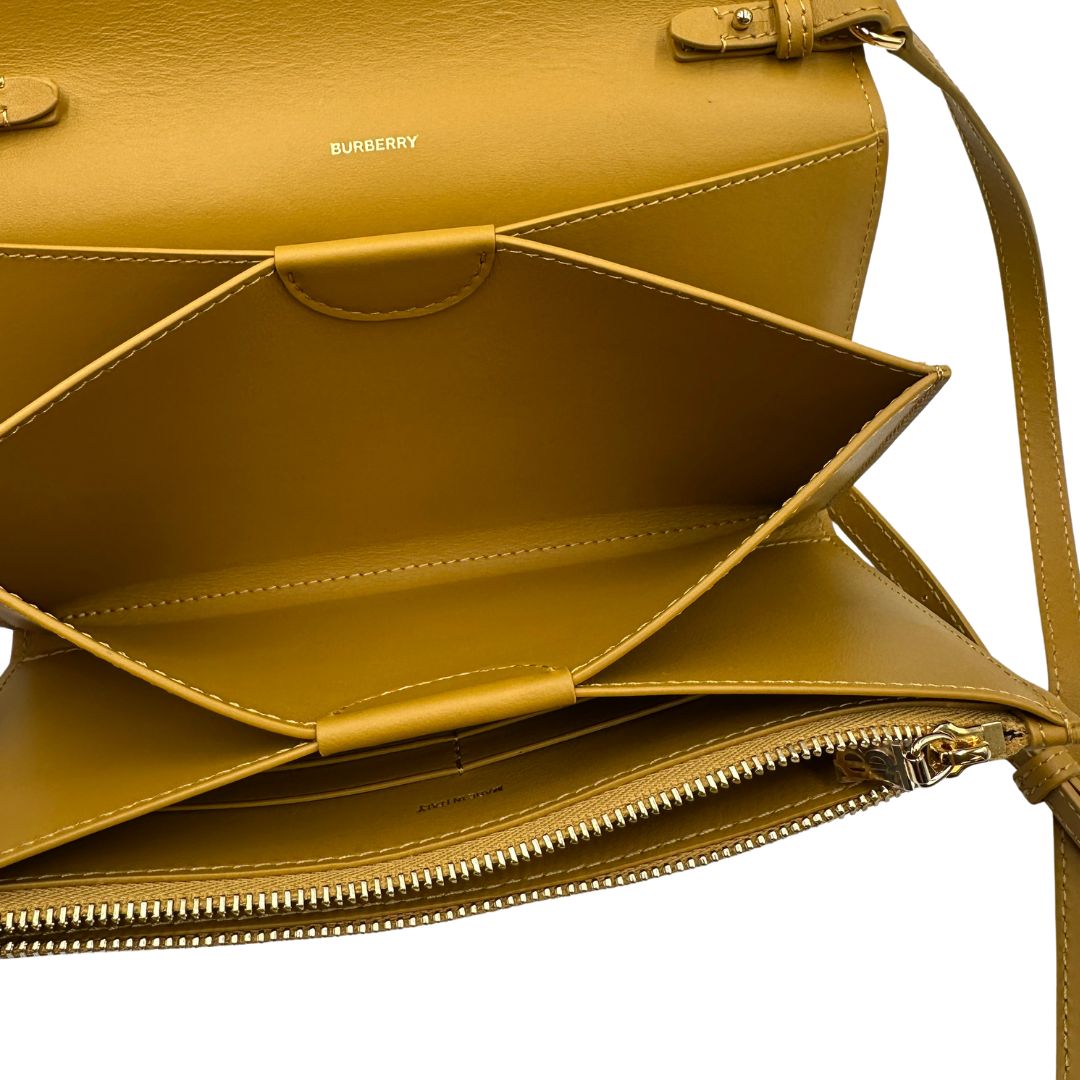 WOC Burberry senape