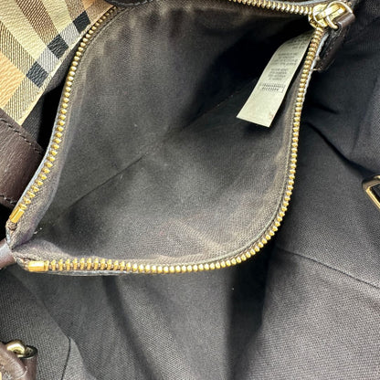 interno Shopper Burberry in canvas beige con classica trama tartan e finiture in pelle