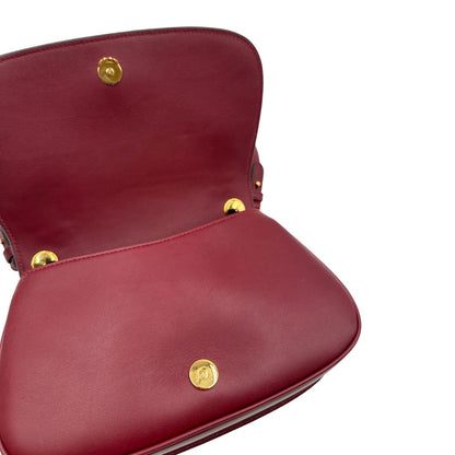 Borsa Gucci in pelle bordeaux con iconica doppia G sul front, di lusso, eccellenti condizioni, usata