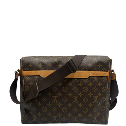 Abbesses Messenger Louis Vuitton