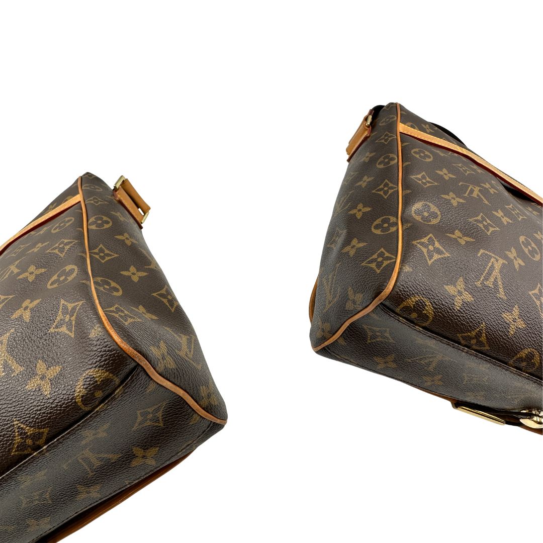 Abbesses Messenger Louis Vuitton
