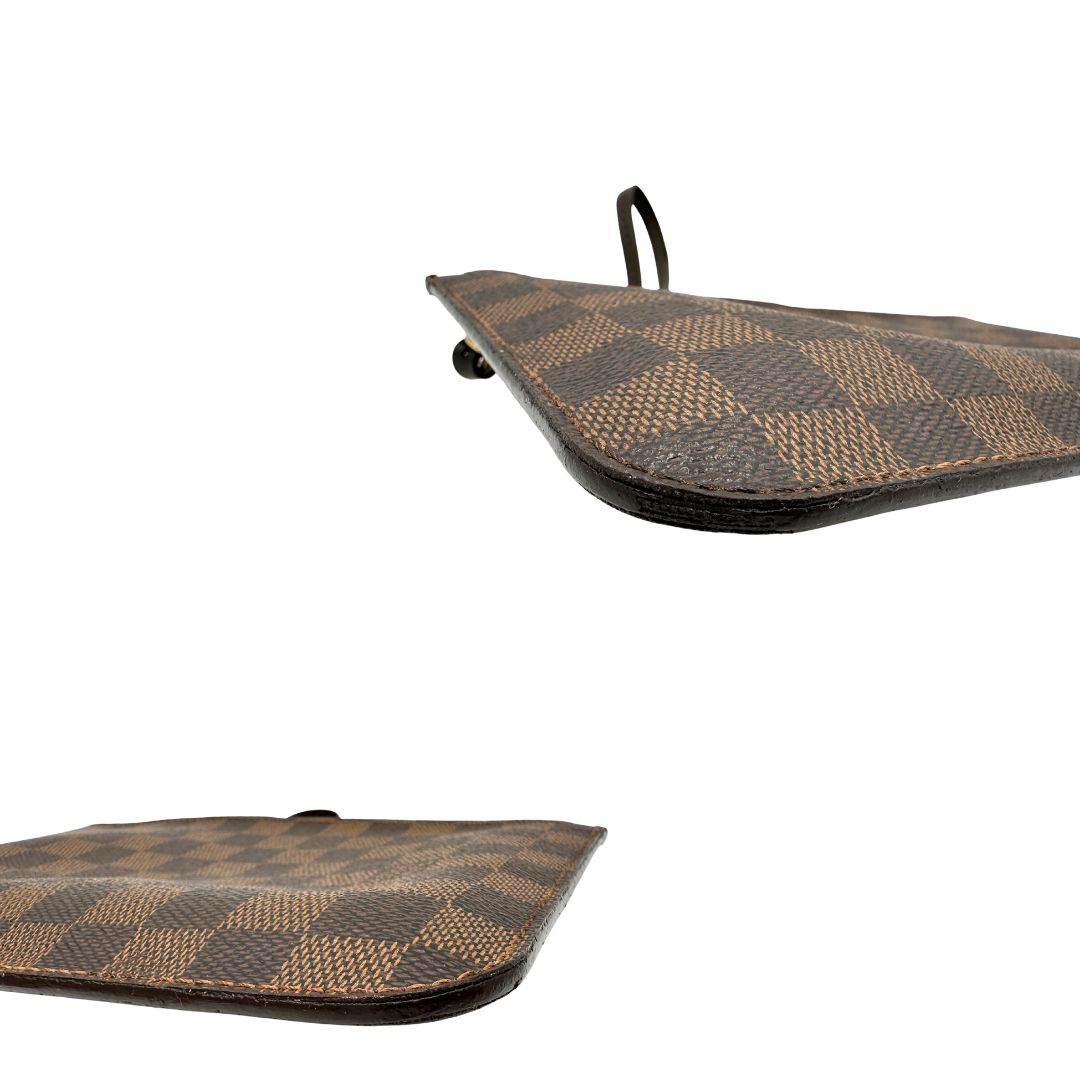 Accessorio pochette Louis Vuitton per borsa