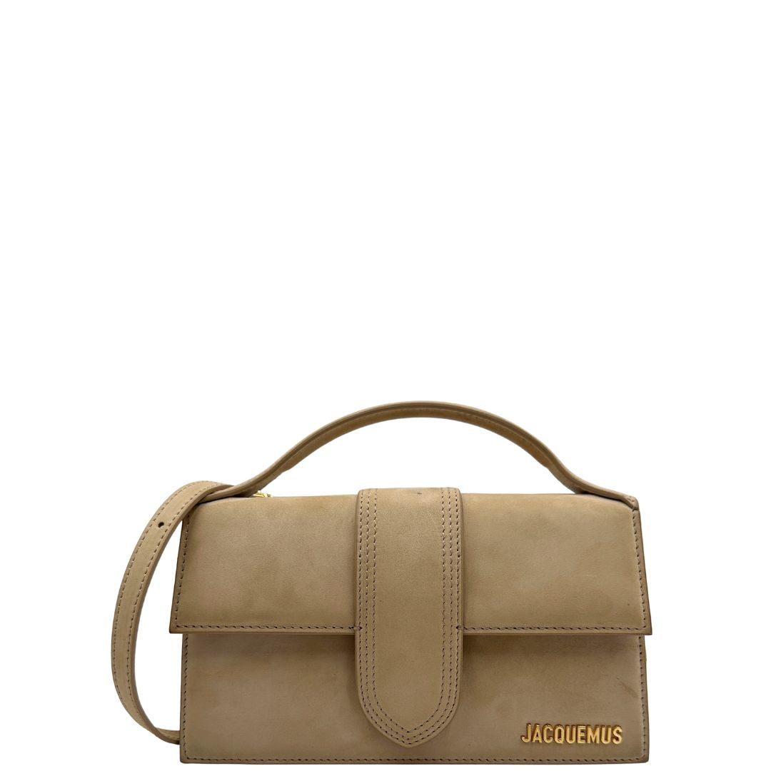  front Borsa Jacquemus nella versione Le Grand Bambino in pelle nabuk beige