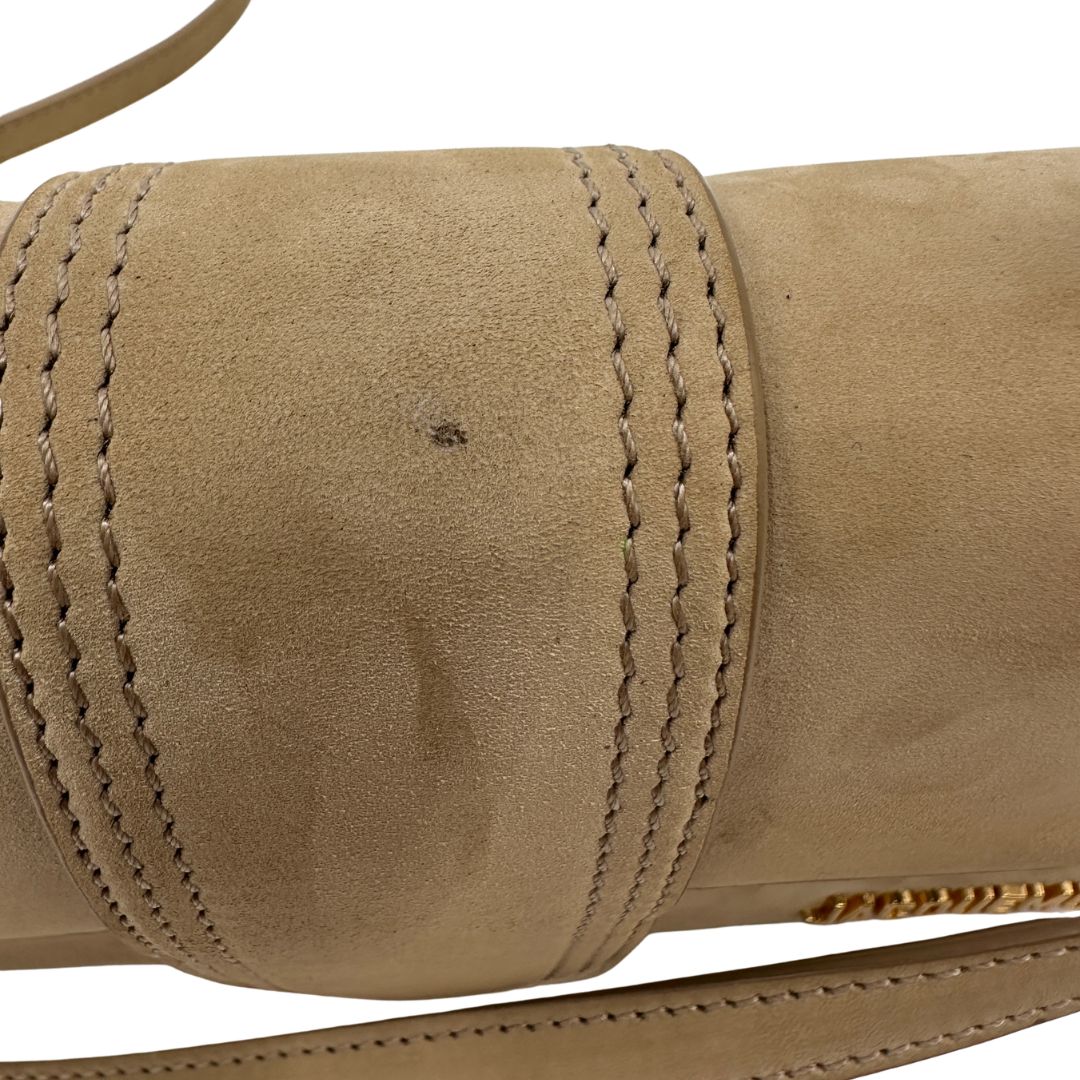  Borsa Jacquemus nella versione Le Grand Bambino in pelle nabuk beige