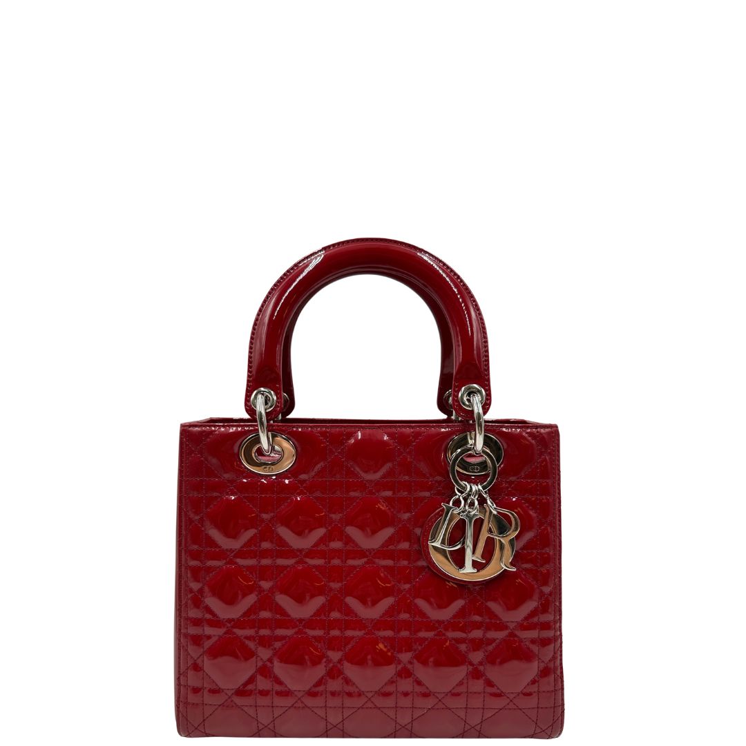 front  Borsa Lady Dior realizzata in pelle rossa vernis , di lusso, originale, ottime condizioni, usata 