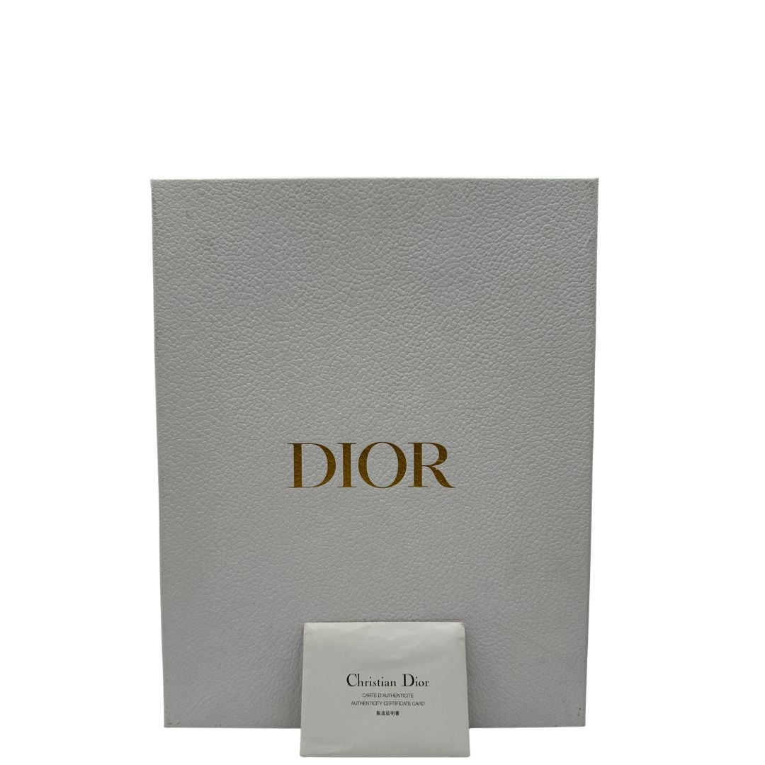 scatola  Borsa Lady Dior realizzata in pelle rossa vernis , di lusso, originale, ottime condizioni, usata 