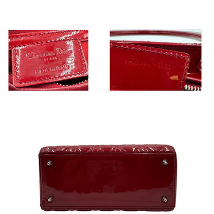 base  Borsa Lady Dior realizzata in pelle rossa vernis , di lusso, originale, ottime condizioni, usata