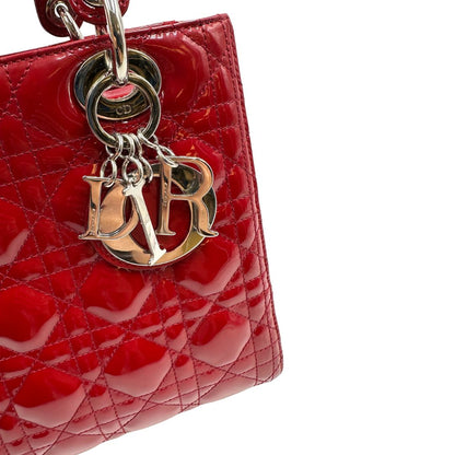  Borsa Lady Dior realizzata in pelle rossa vernis , di lusso, originale, ottime condizioni, usata