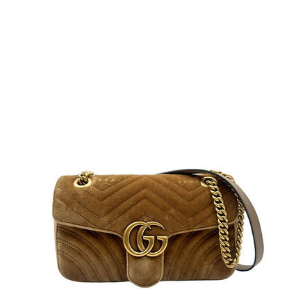 frontBorsa Gucci Marmont color cammello in velluto nella misura media, con parti in pelle tono su tono e hardware dorato 
