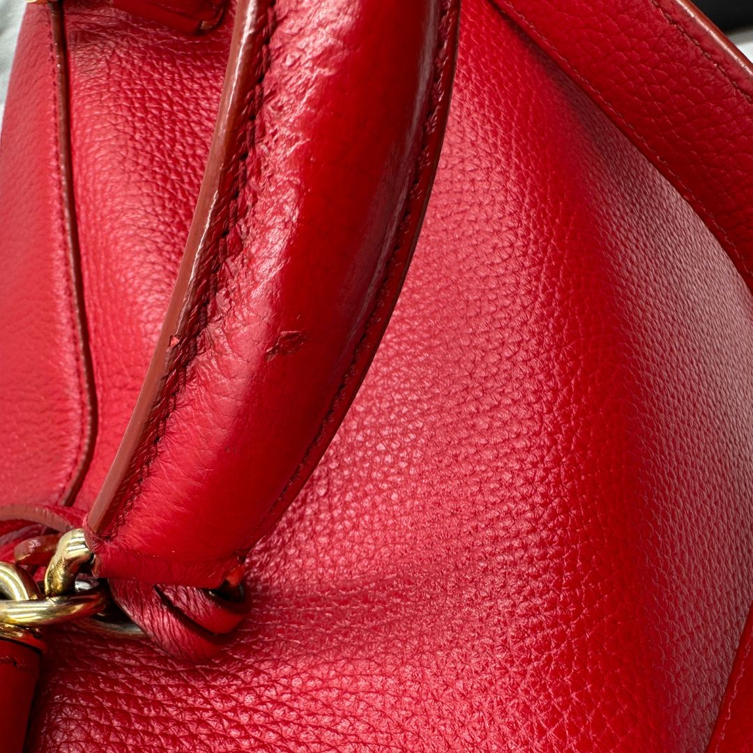  Borsa D&G in pelle trapuntata rossa e hardware dorato, indossabile a mano oppure a spalla, di lusso, originale, buone condizioni, usata