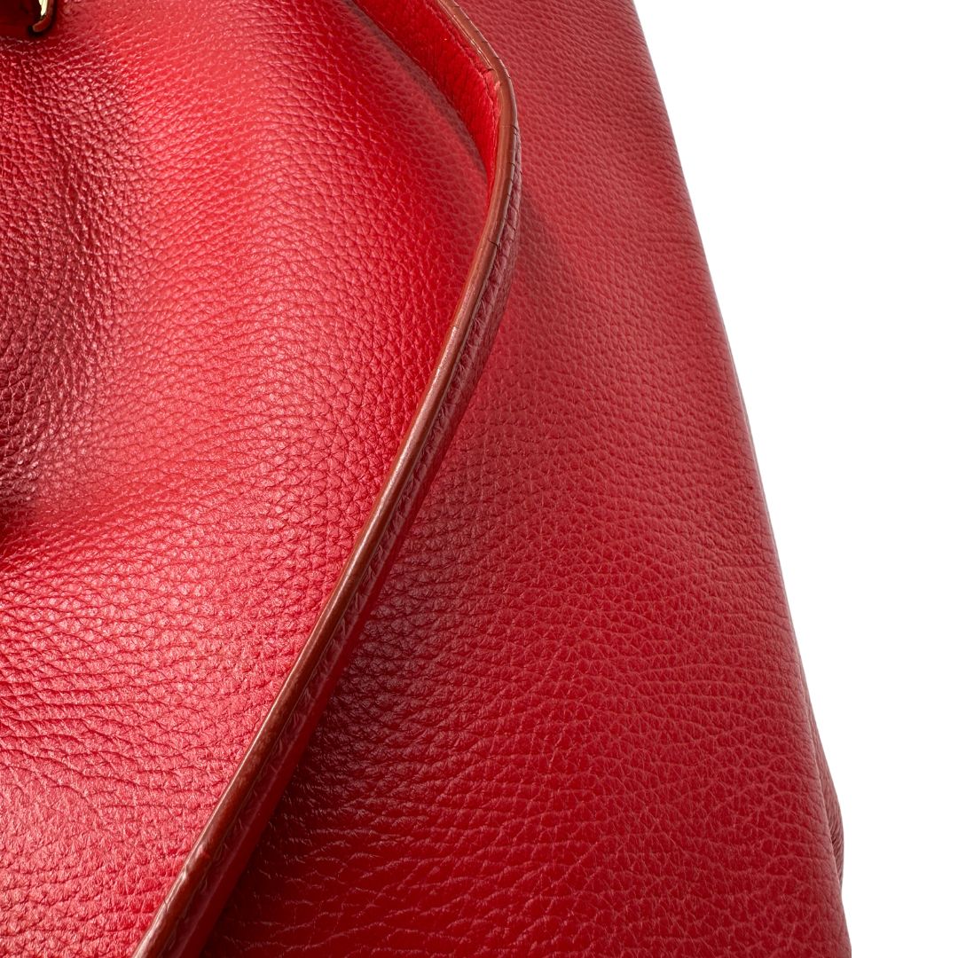  Borsa D&G in pelle trapuntata rossa e hardware dorato, indossabile a mano oppure a spalla, di lusso, originale, buone condizioni, usata