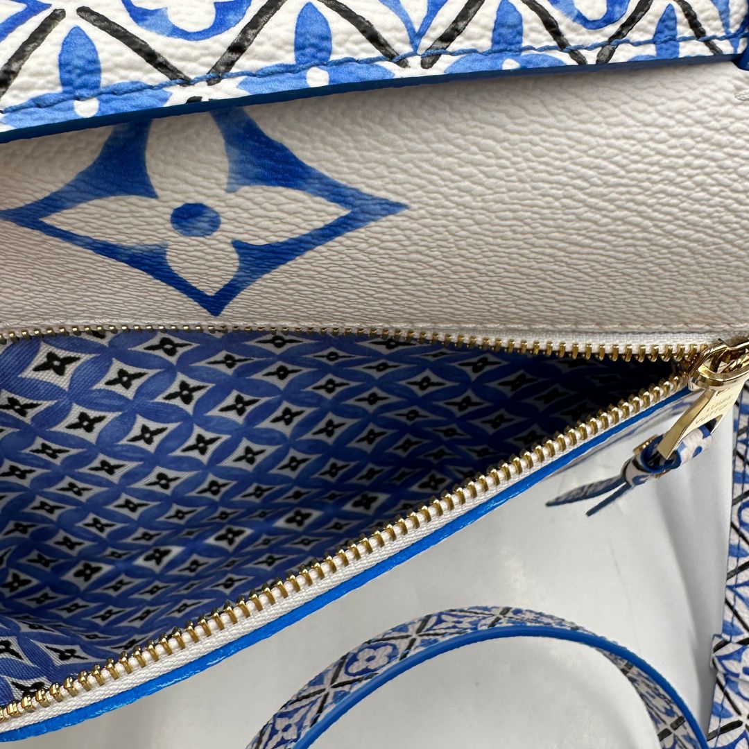 Métis By The Pool Louis Vuitton
