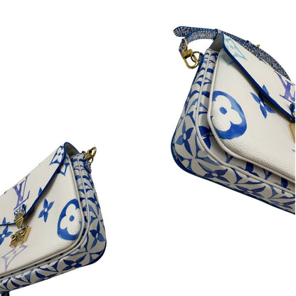 Métis By The Pool Louis Vuitton