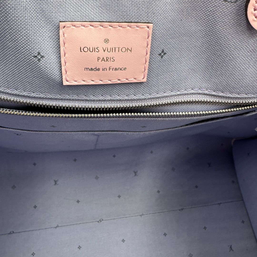 OnTheGo Escale Pastel Sunrise Louis Vuitton