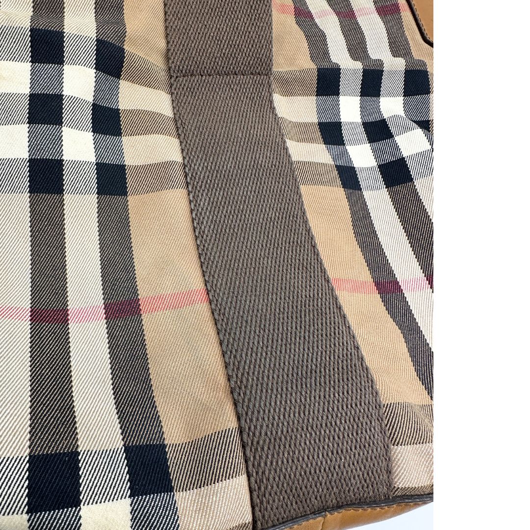 Hobo Burberry tartan
