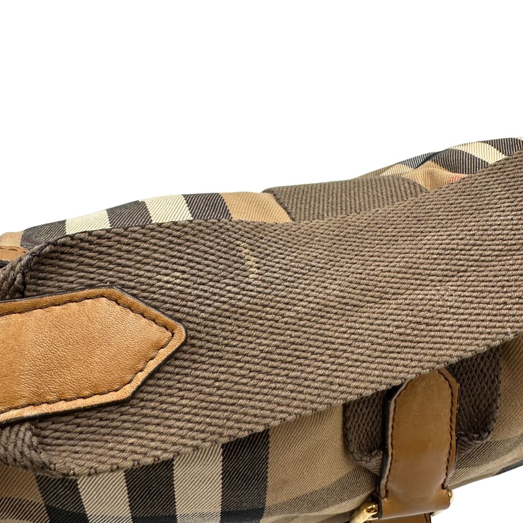 Hobo Burberry tartan