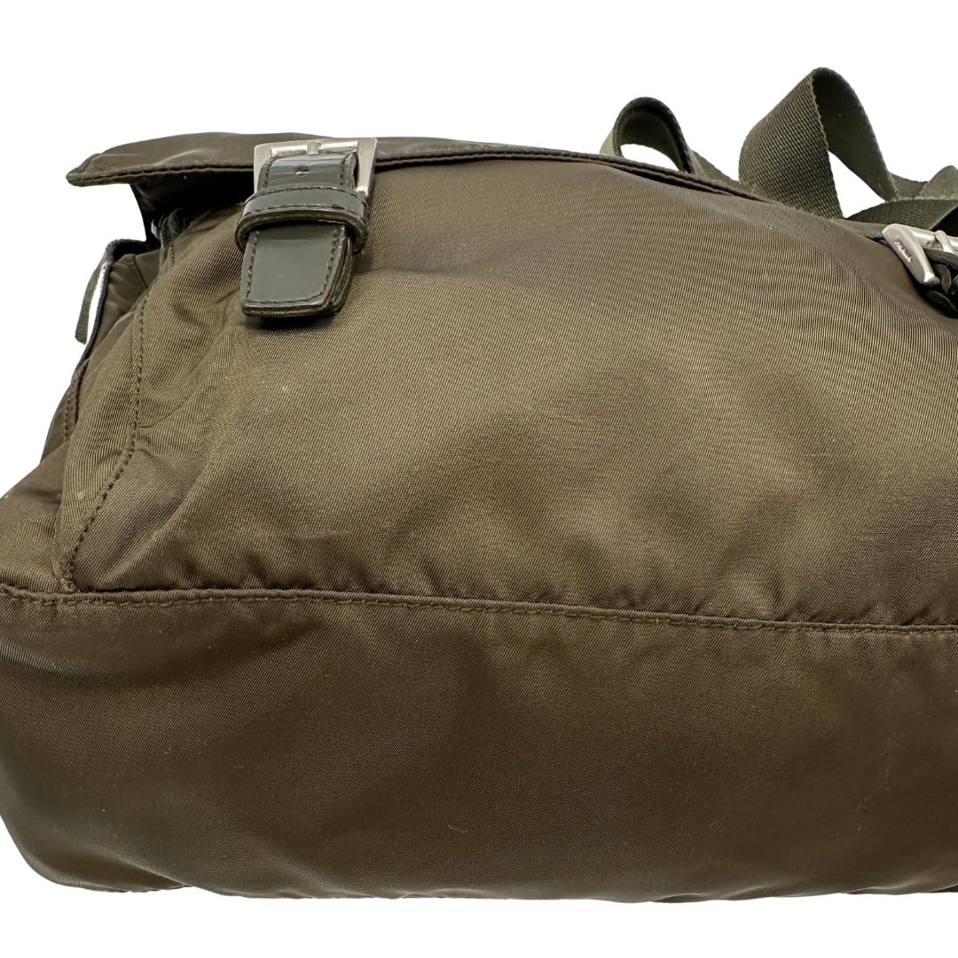 Cartella Prada nylon verde