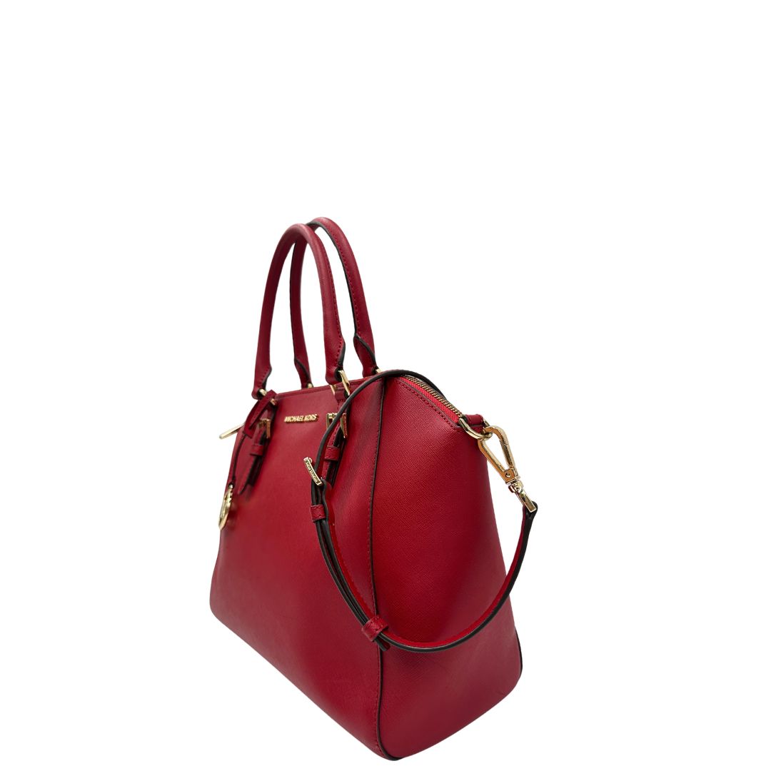 Lato, Borsa MK in pelle saffiano rossa con hardware dorato. Indossabile a mano oppure a tracolla. Originale, usata, di lusso, in ottime condizioni.