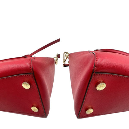 Angoli, Borsa MK in pelle saffiano rossa con hardware dorato. Indossabile a mano oppure a tracolla. Originale, usata, di lusso, in ottime condizioni.