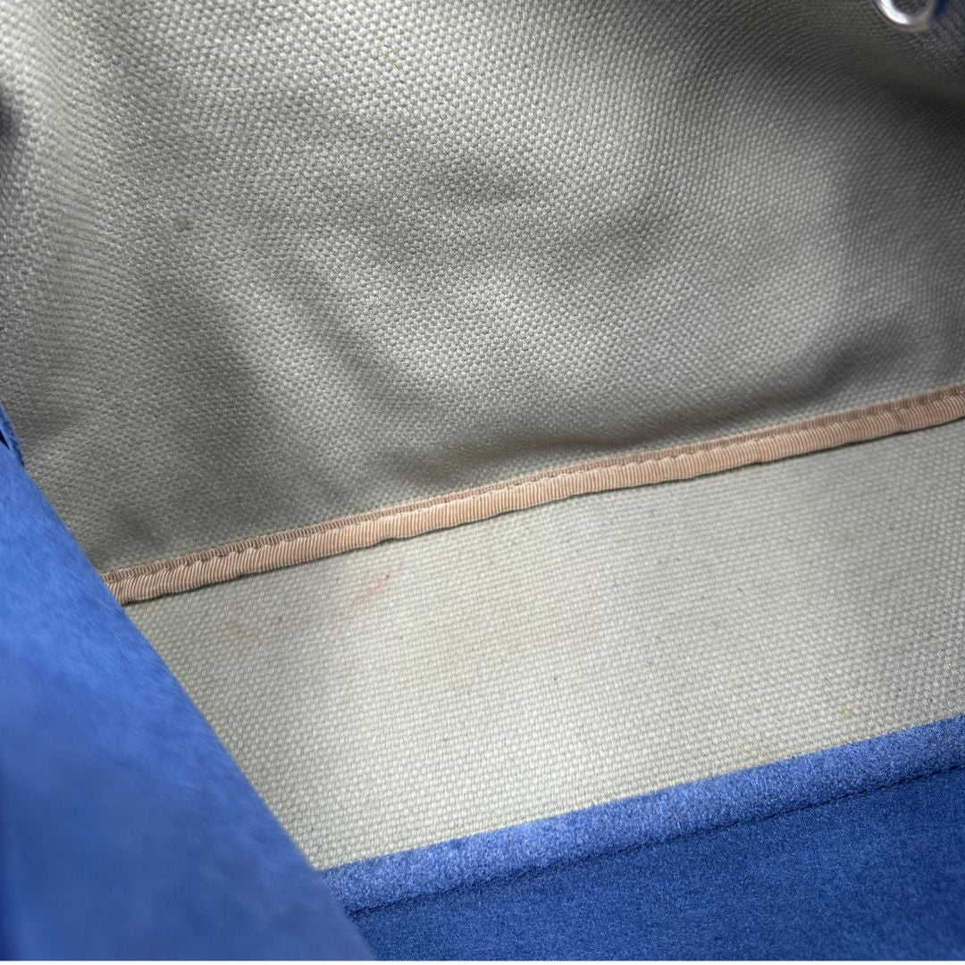 interno Postina M Zanellato in pelle blu, munita di una tracolla amovibile e regolabile e un manico singolo, di lusso, originale, ottime condizioni 