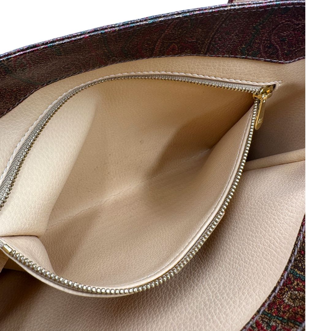interno Borsa Etro in canvas trama Paisley multicolore e finiture in pelle, di lusso, originale, ottime condizioni, usata 
