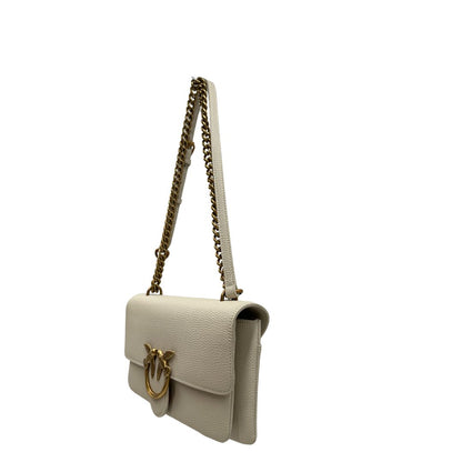 Lato, Borsa Pinko nella versione mini in pelle martellata bianco avorio e hardware dorato, indossabile a tracolla o a spalla. Originale, usata, di lusso, in ottime condizioni.