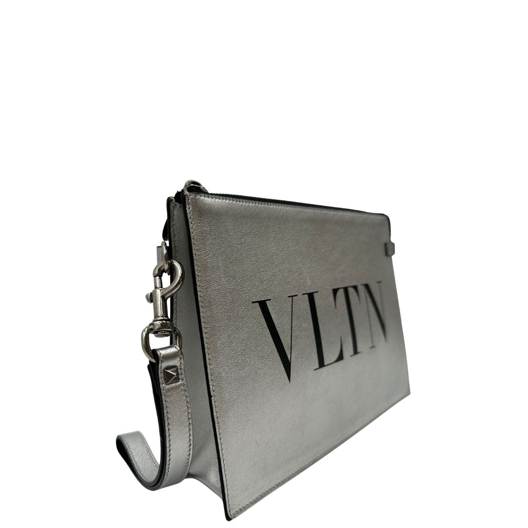 Pochette Valentino Garavani argentata