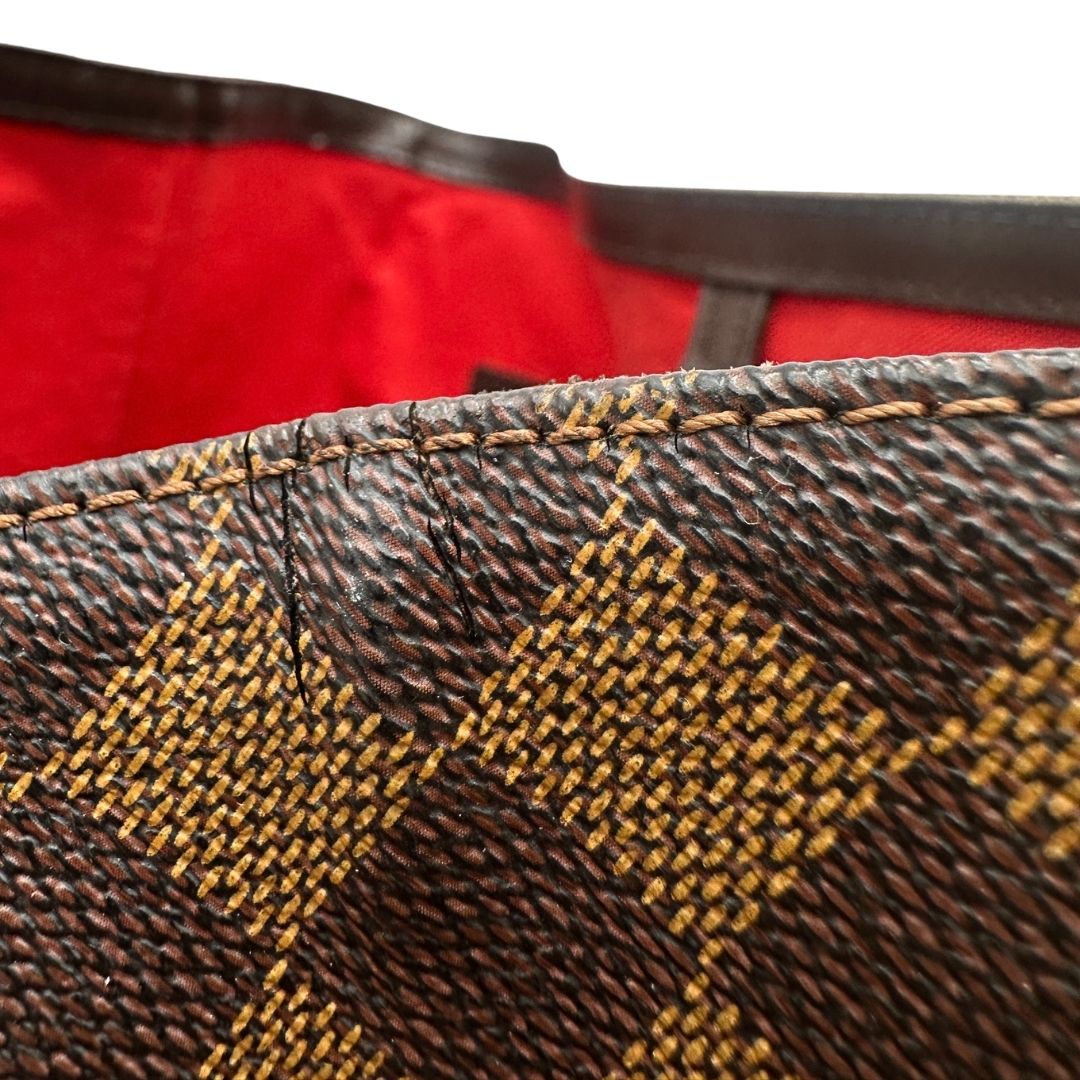  Borsa LV in canvas Damier Ébène e hardware dorato, indossabile a spalla, di lusso, usata, originale 