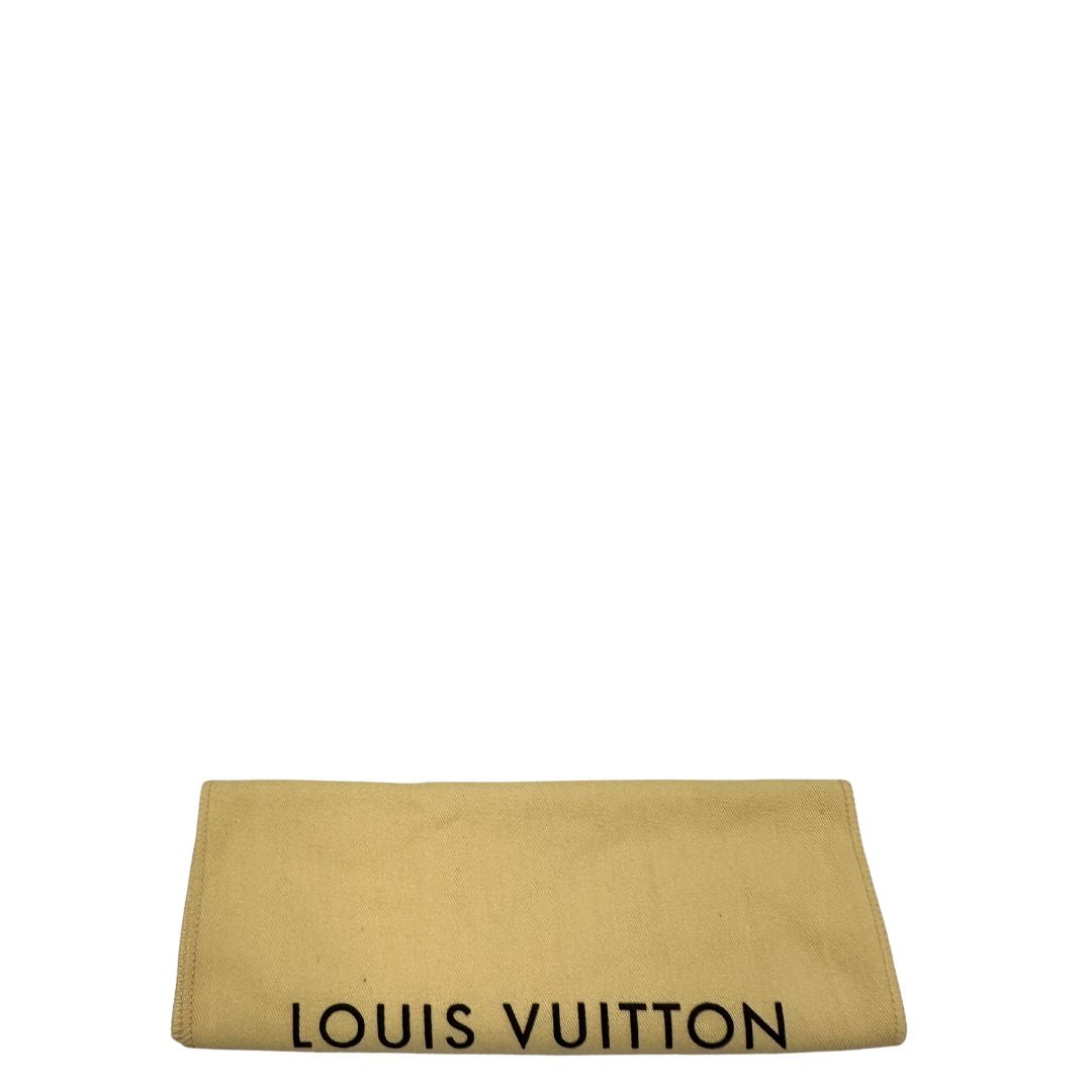 dustbag Pochette Accessoires mini in canvas marrone monogram, da portare a mano. 