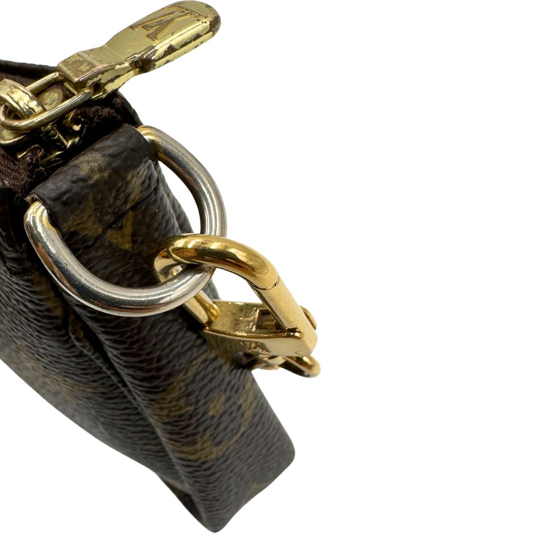Pochette Accessoies mini Louis Vuitton