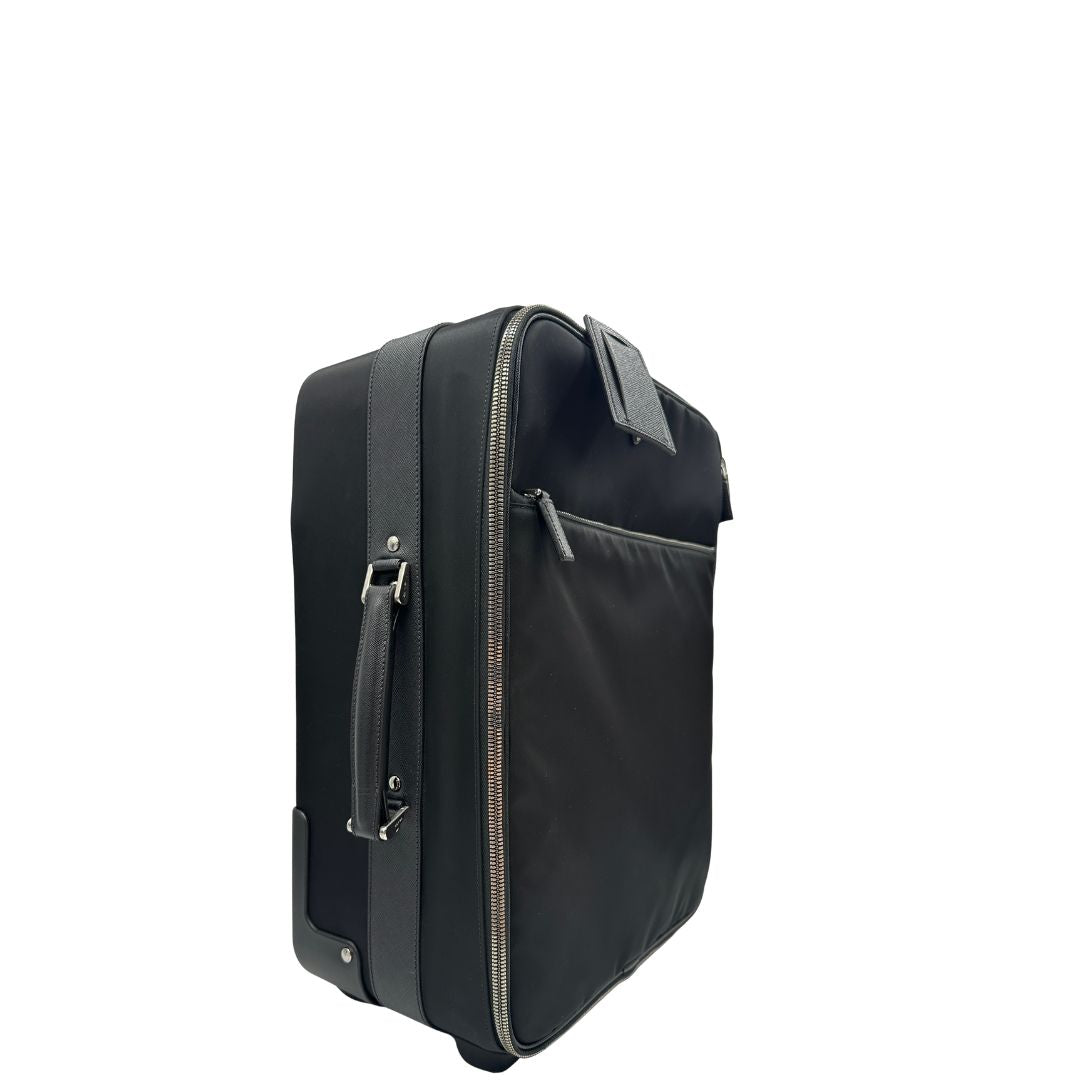 Trolley Prada realizzato nel caratteristico nylon nero , di lusso, originale, eccellenti condizioni, usato