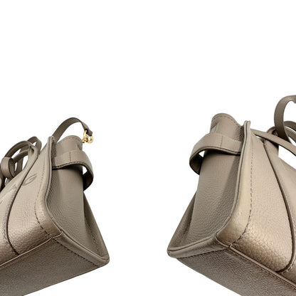 angoli  Borsa Marc Jacobs nella versione small 