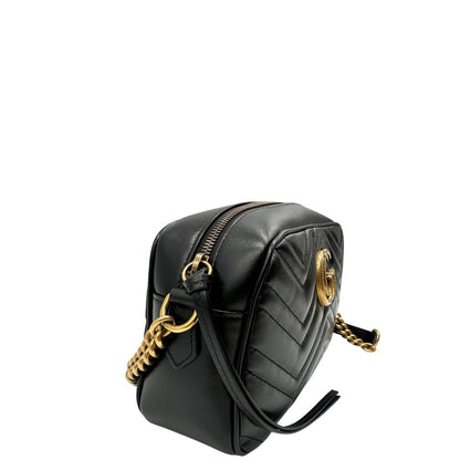 lato Borsa Gucci Camera Bag Marmont misura piccola in pelle nera, di lusso, originale, eccellenti condizioni, usata 