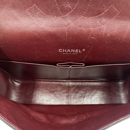 interno Borsa Chanel linea Timeless, in pelle nera trapuntata con motivo matelassé, di lusso, originale, ottime condizioni, usata 