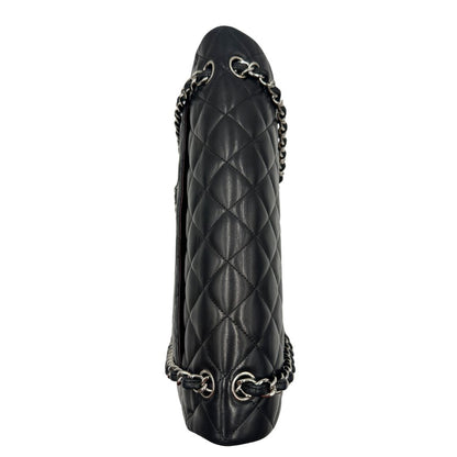 base Borsa Chanel linea Timeless, in pelle nera trapuntata con motivo matelassé, di lusso, originale, ottime condizioni, usata 