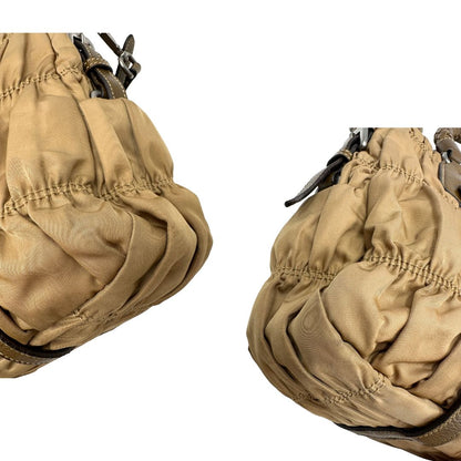 angoli  Borsa Prada in nylon gaufre color cammello 