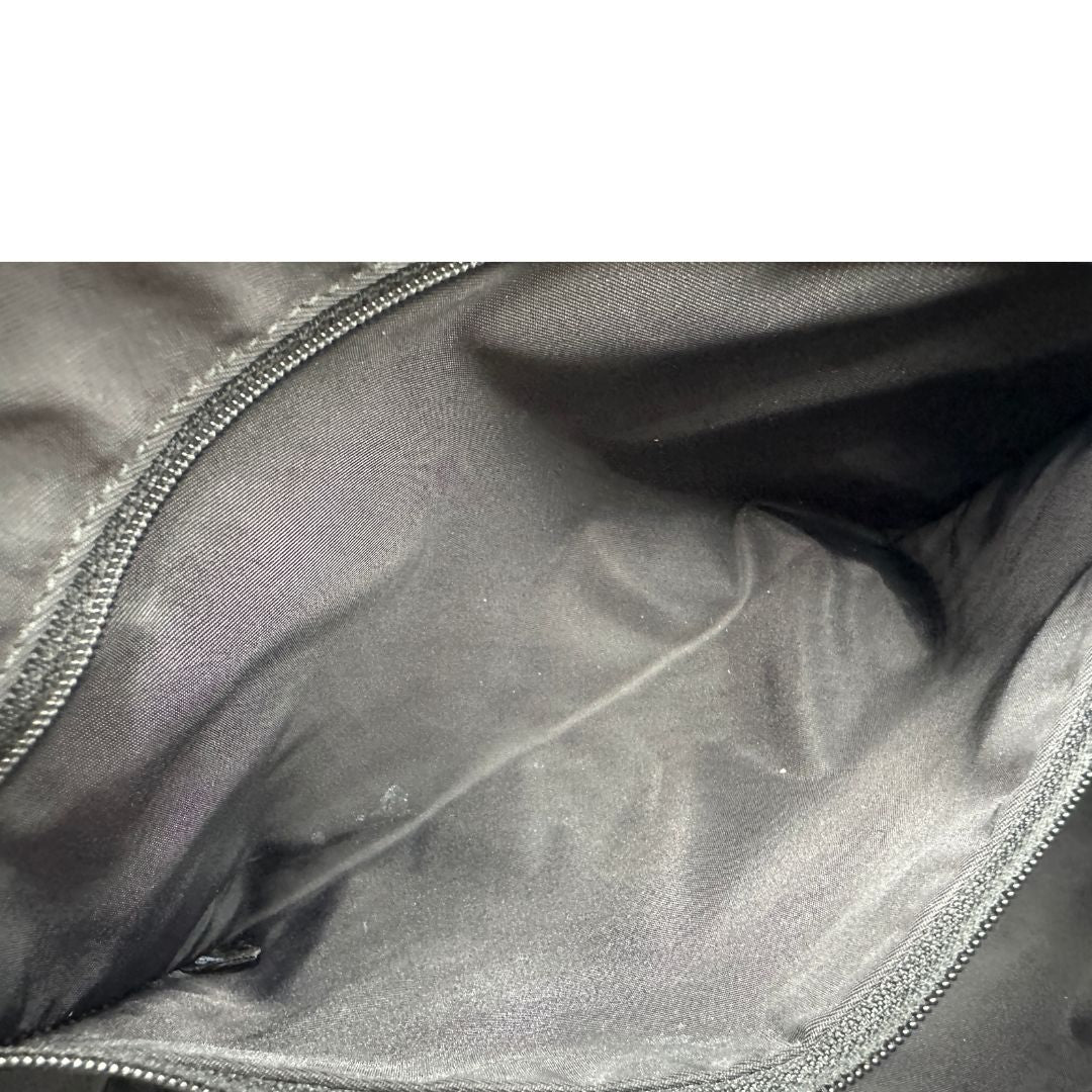 interno Borsa Gucci in tessuto GG nero, di lusso, originale, ottime condizioni, usata 